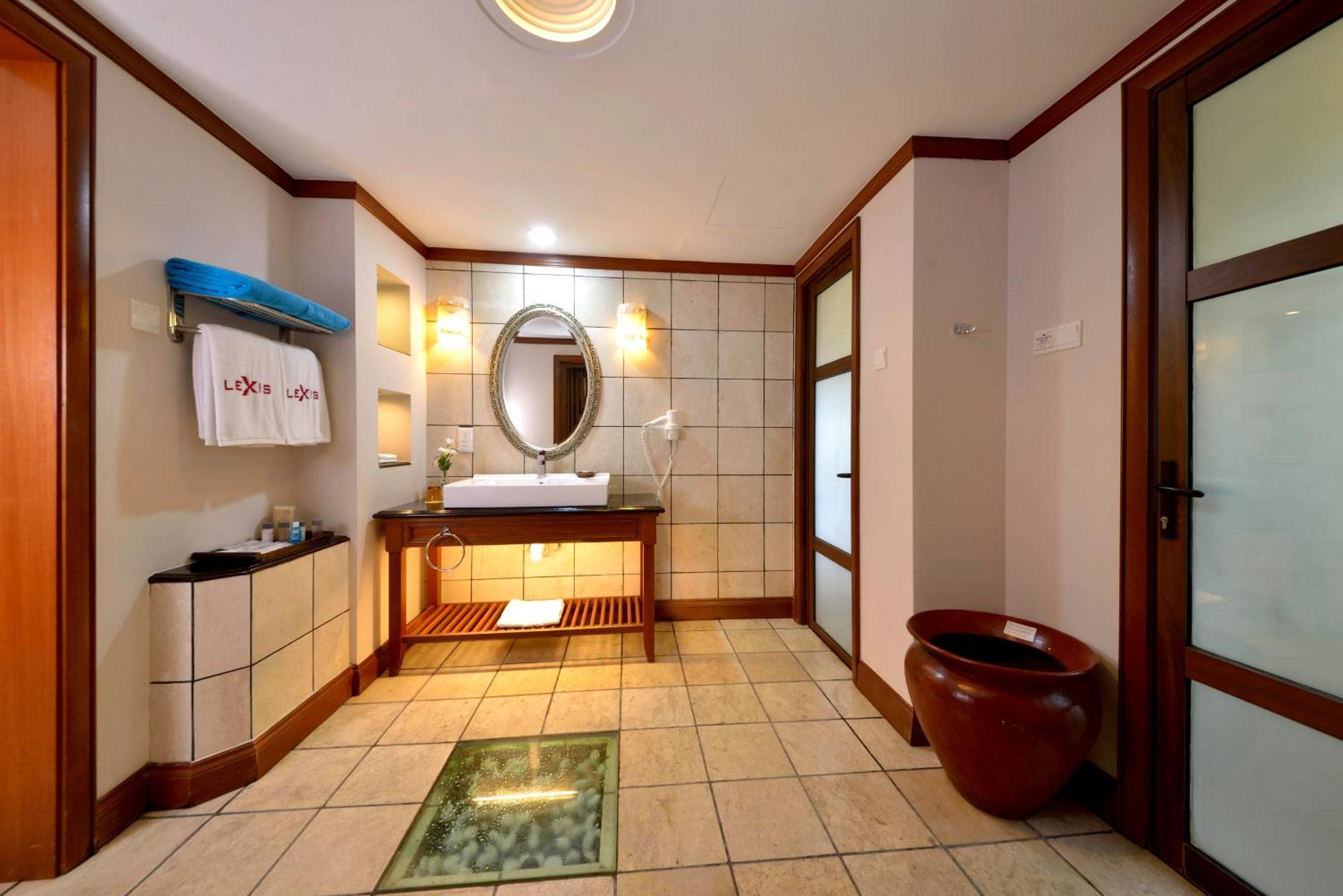 Grand Lexis Port Dickson Ξενοδοχείο Εξωτερικό φωτογραφία Bathroom